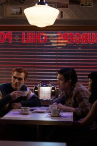Riverdale – S07E10 – Chapter One Hundred Twenty-Seven: American Graffiti