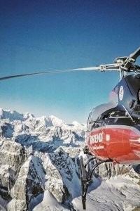 Everest Rescue – S01E03 – Flying Blind