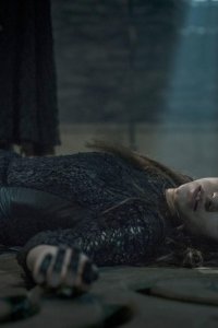Emerald City – S01E08 – Lions in Winter