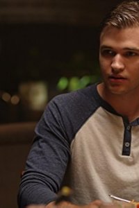 Beyond – S01E01 – Pilot