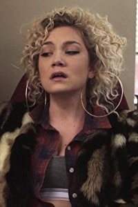 Star – S01E01 – Pilot