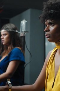 3% – S04E06 – Capítulo 06: Botões