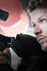 Shooter – S01E01 – Point of Impact