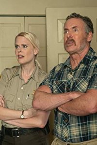 Stan Against Evil – S03E03 – Larva My Life