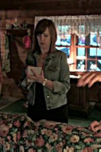 Kindred Spirits – S01E01 – Cabin in the Woods