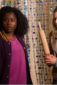 Crazyhead – S01E04 – Penguin or Cow?