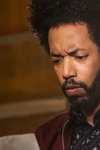 People of Earth – S02E05 – Why Can’t We Be Friends