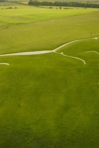 Britain’s Ancient Tracks with Tony Robinson – S01E02 – The Ridgeway