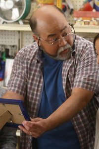 Kim’s Convenience – S01E02 – Janet’s Photos