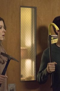 Freakish – S02E03 – Strangers