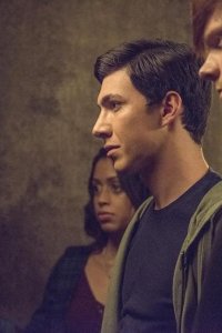 Freakish – S02E04 – Trust Issues
