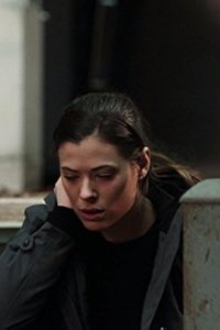 Frequency – S2017E11 – Negative Copy