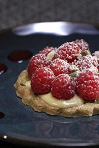 Bakers vs. Fakers – S02E01 – Fruit Tart Upstart