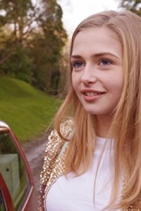 The Lodge – S01E01 – The New Girl