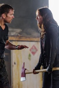 Van Helsing – S01E03 – Stay Inside