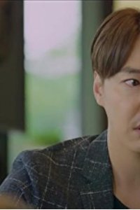Shopingwang Looi – S01E03 – She