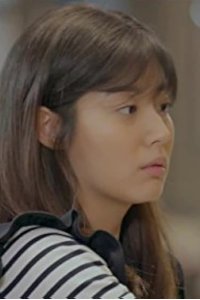 Shopingwang Looi – S01E05 – Starry, Starry Night