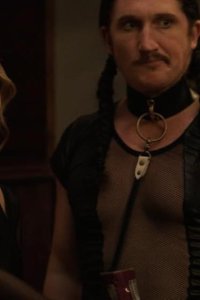 Easy – S03E02 – Private Eyes