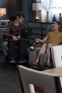 Speechless – S03E06 – C-e– Celebrity S-u– Suite
