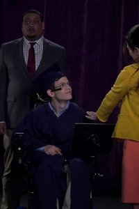Speechless – S03E22 – U-n-r– Unrealistic