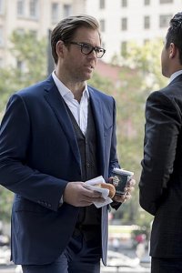 Bull – S01E03 – Unambiguous