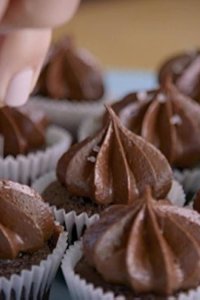Haylie’s America – S01E01 – Cheat Day