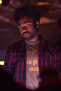 Atlanta – S01E08 – The Club