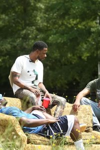 Atlanta – S01E10 – The Jacket