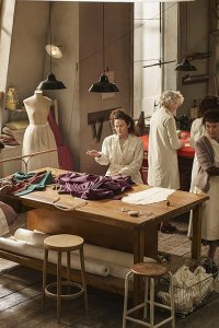 The Collection – S01E01 – The Deal