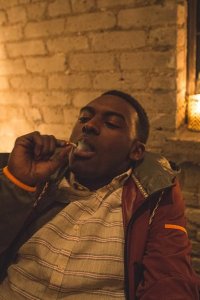 Four in the Morning – S01E05 – Moon