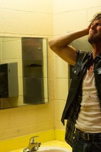 Too Close to Home – S01E03 – Highway 16
