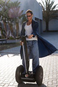 Jean-Claude Van Johnson – S2016E01 – Pilot
