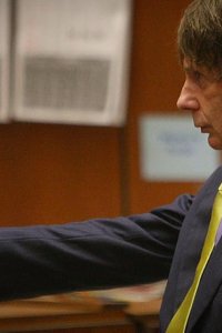 It Takes a Killer – S2016E06 – The Killer Producer