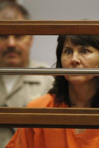 It Takes a Killer – S2016E09 – A Killer Cop