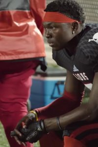 Last Chance U – S01E02 – Most Dangerous Game