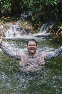 Dead Set on Life – S03E05 – The Real Australian Outback