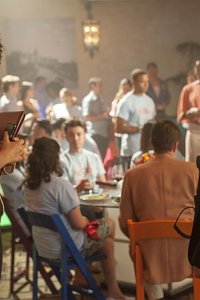 Roadies – S01E09 – The Corporate Gig