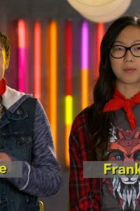 Bizaardvark – S01E20 – In Your Space!