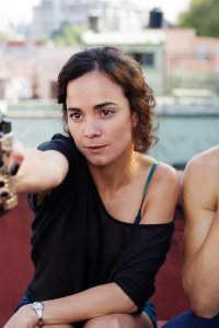 Queen of the South – S01E01 – Piloto