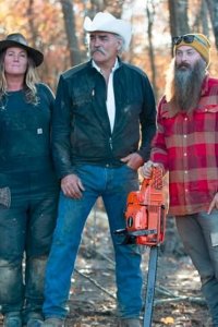 Homestead Rescue – S01E05 – “Winter’s Fury” Russell Family