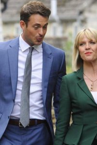 Agatha Raisin – S01E03 – The Wellspring of Death