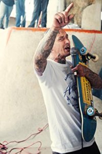 King of the Road – S01E01 – Let the Madness Begin