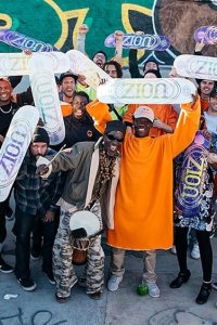 King of the Road – S03E04 – Get Your War Face On