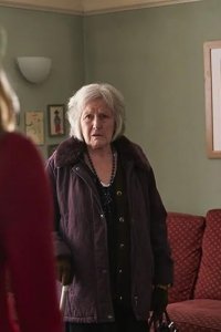 Mum – S01E01 – January