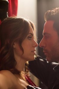 Submission – S01E05 – Safeword