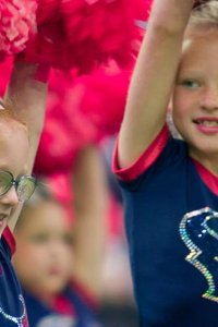 OutDaughtered – S10E07 – Cheer Dad