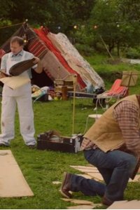Flowers – S02E02 – Episode #2.2