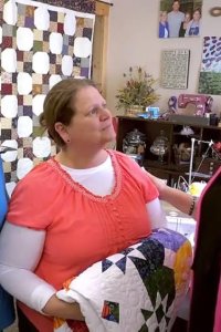 Random Acts – S01E08 – Quilting Life Back Together