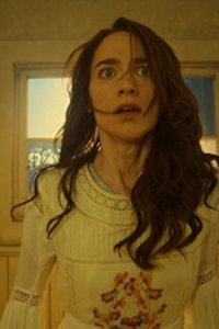 Wynonna Earp – S01E05 – Diggin’ Up Bones