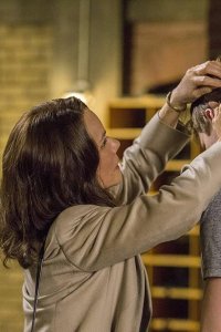 Damien – S01E03 – The Deliverer
